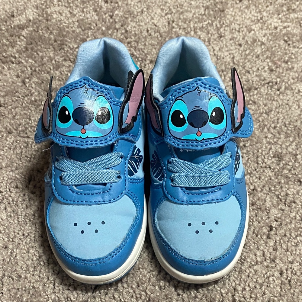 Disney Lilo & Stitch low top Blue Sneakers with Disney Character